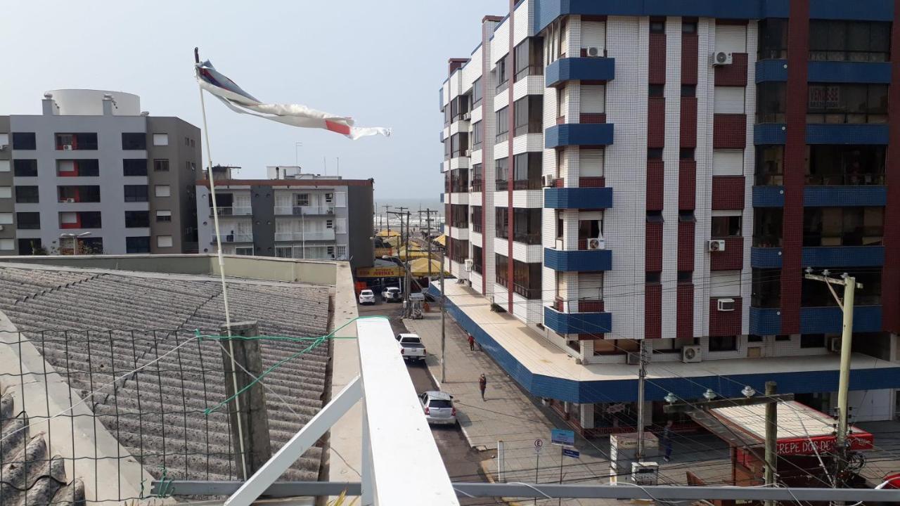 Edificio Longo Jk Kitinet Apartment Capao da Canoa Bagian luar foto