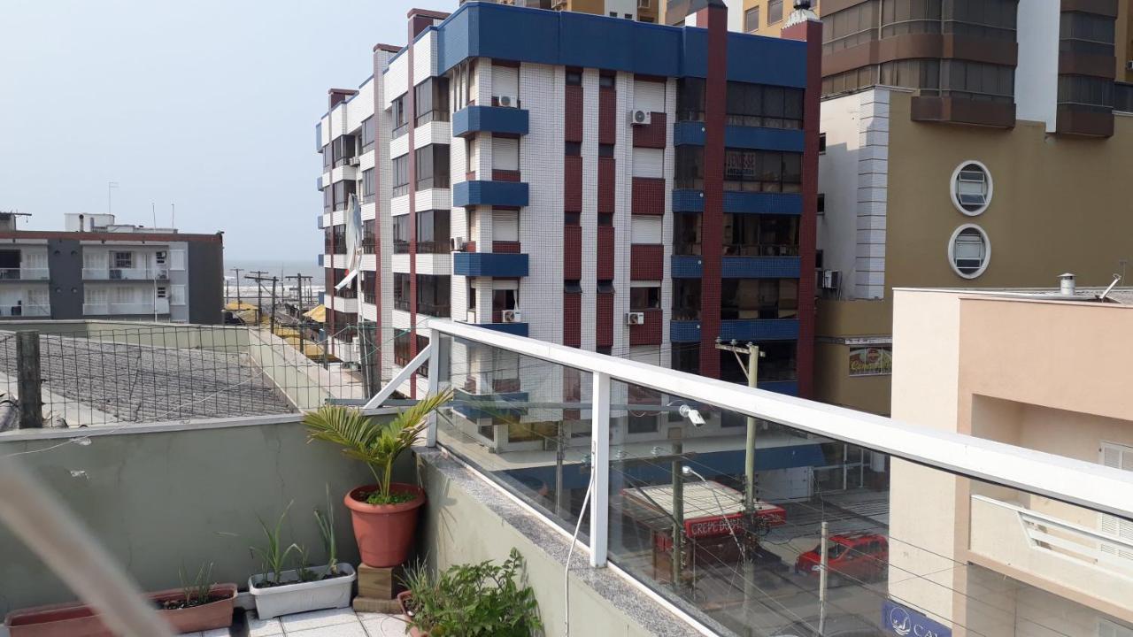 Edificio Longo Jk Kitinet Apartment Capao da Canoa Bagian luar foto