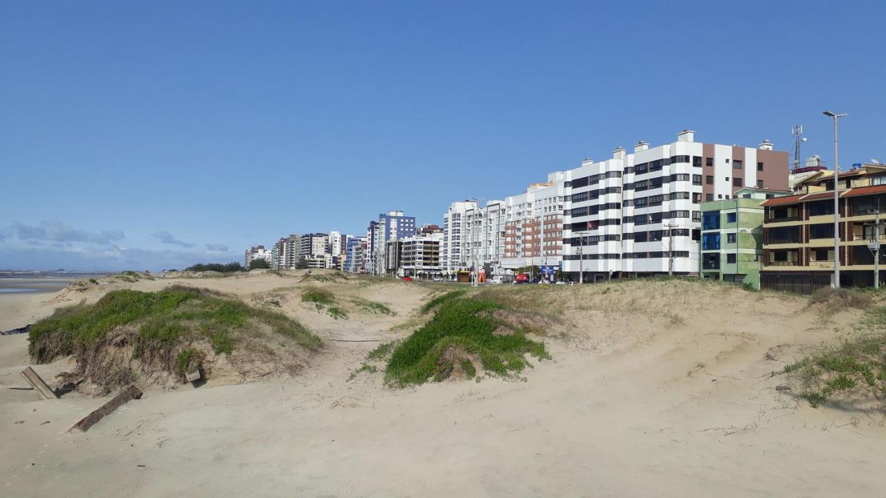 Edificio Longo Jk Kitinet Apartment Capao da Canoa Bagian luar foto