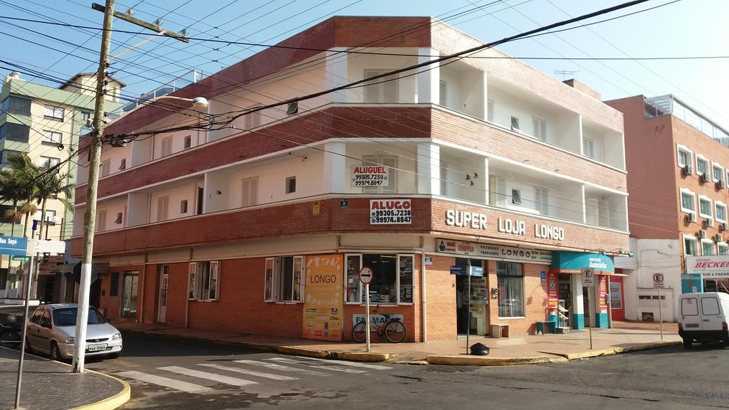 Edificio Longo Jk Kitinet Apartment Capao da Canoa Bagian luar foto