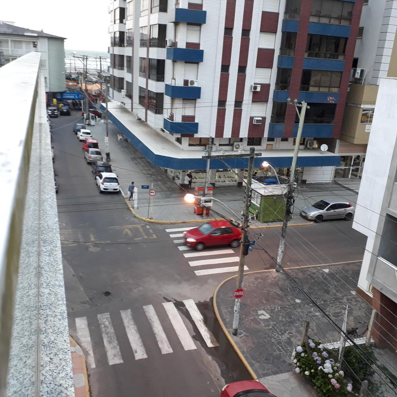 Edificio Longo Jk Kitinet Apartment Capao da Canoa Bagian luar foto